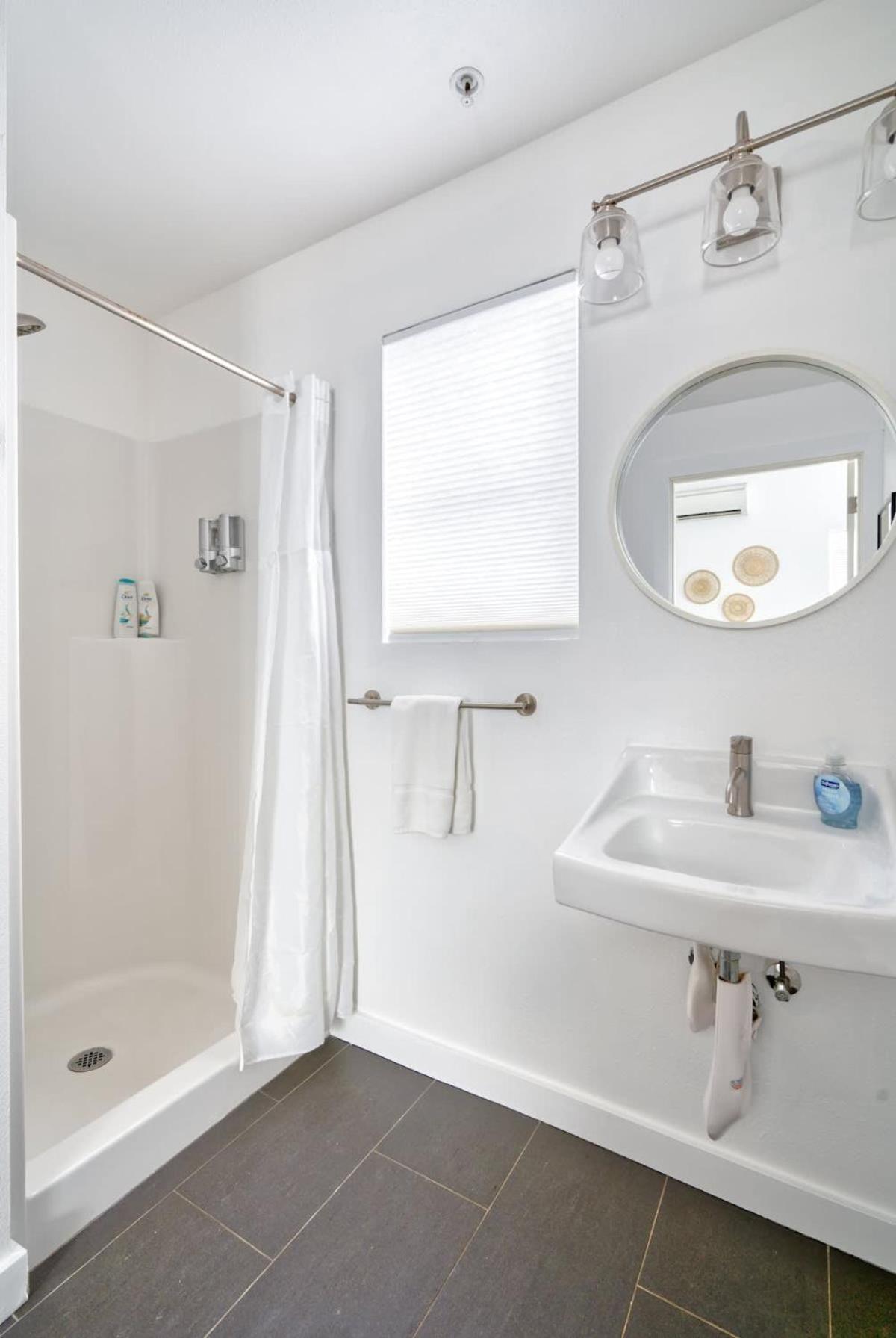 Stay Portland - Beach Vibes Getaway Near Burnside & Laurelhurst! Bagian luar foto